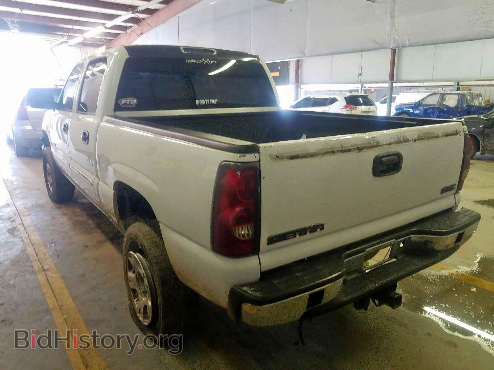 2006 GMC SIERRA - VIN: 2GTEC13V661220749 - Фото 3