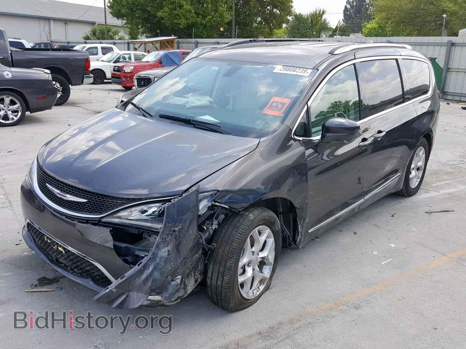 2018 CHRYSLER PACIFICA T - VIN: 2C4RC1EG2JR188618 - Photo 2