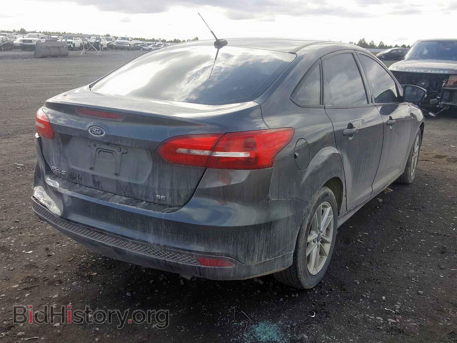 2017 FORD FOCUS - VIN: 1FADP3F2XHL223542 - Фото 4