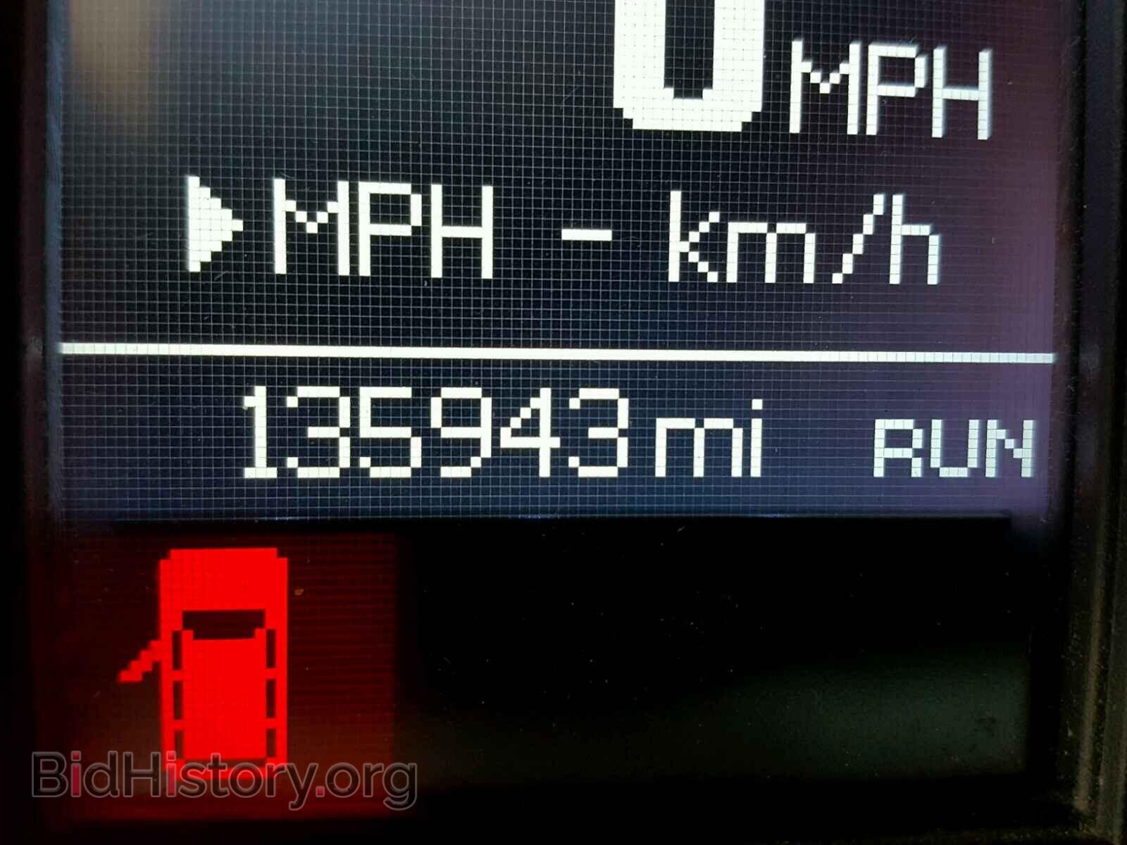 2011 DODGE CARAVAN - VIN: 2D4RN5DG7BR756353 - Photo 8