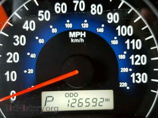 2007 HYUNDAI ENTOURAGE - VIN: KNDMC233376015867 - Фото 8