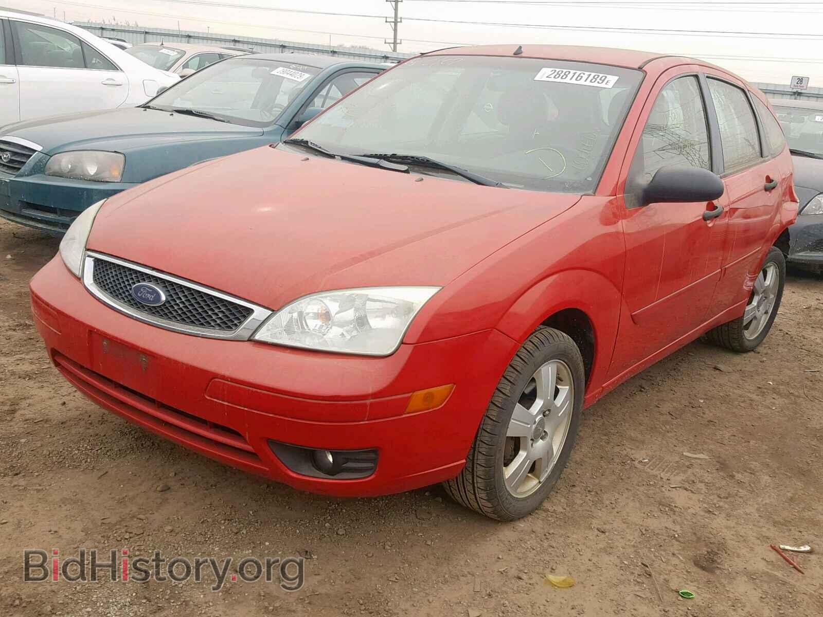 2007 FORD FOCUS - VIN: 1FAFP37N97W293645 - Фото 2