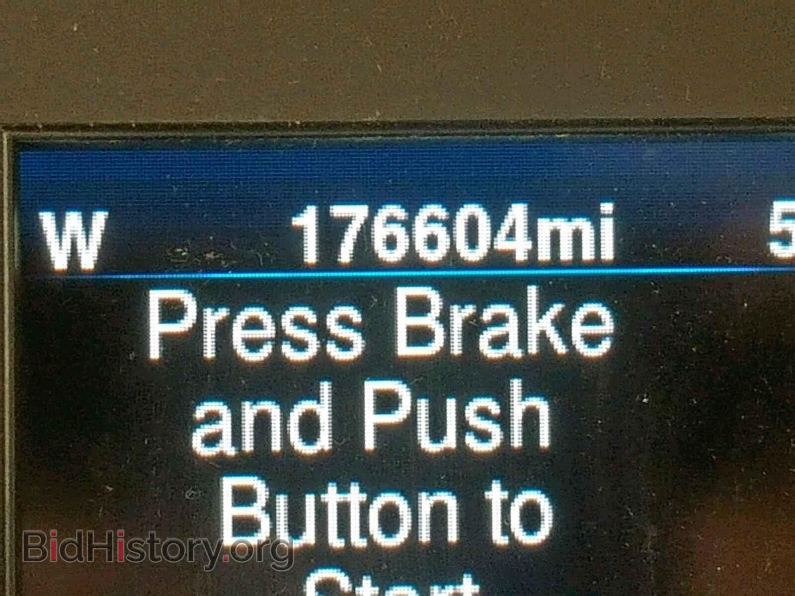 2013 CHRYSLER 300 - VIN: 2C3CCAEGXDH620263 - Фото 8