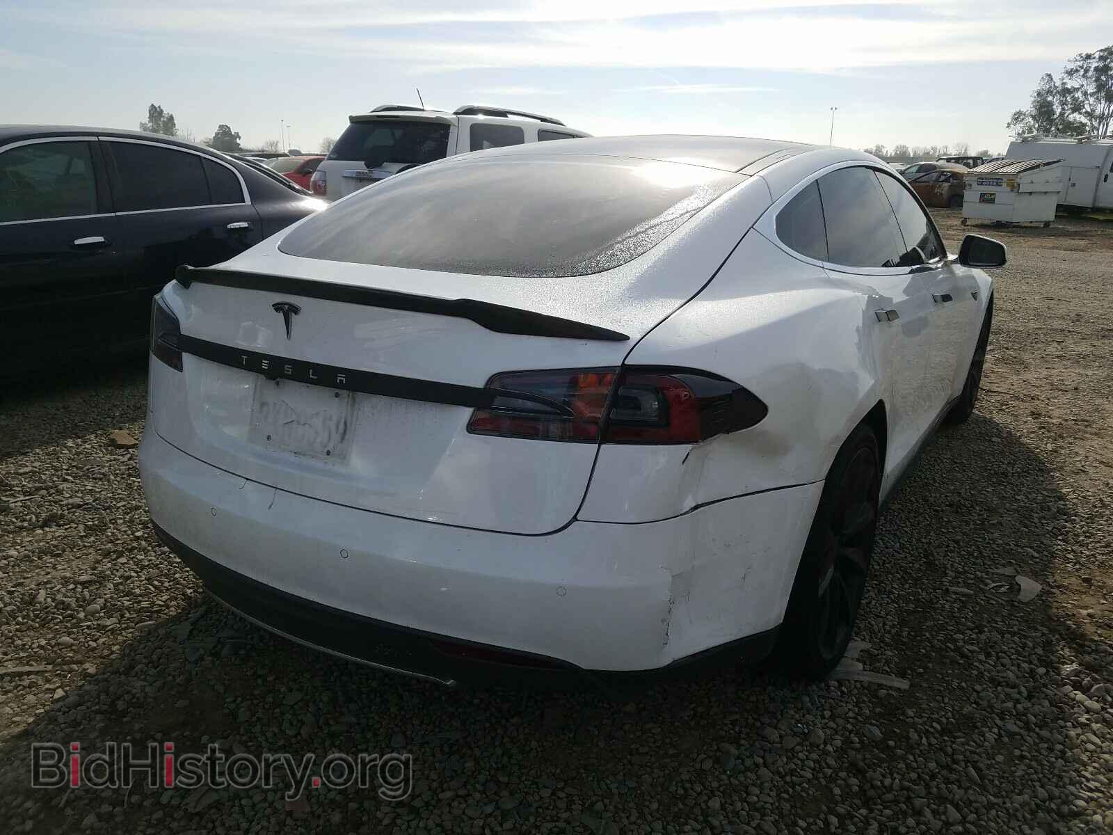 2014 TESLA MODEL S - VIN: 5YJSA1S11EFP42725 - Фото 4