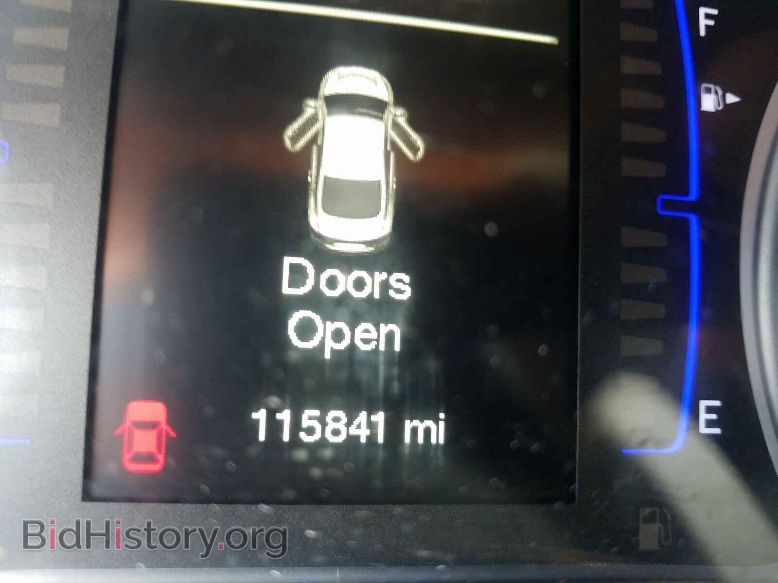 2015 CHRYSLER 200 - VIN: 1C3CCCABXFN578306 - Фото 8