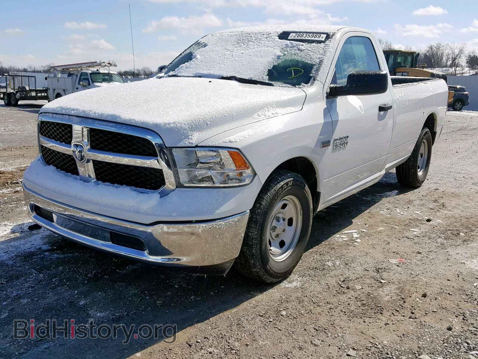 2016 RAM 1500 ST - VIN: 3C6JR6DTXGG311935 - Фото 2