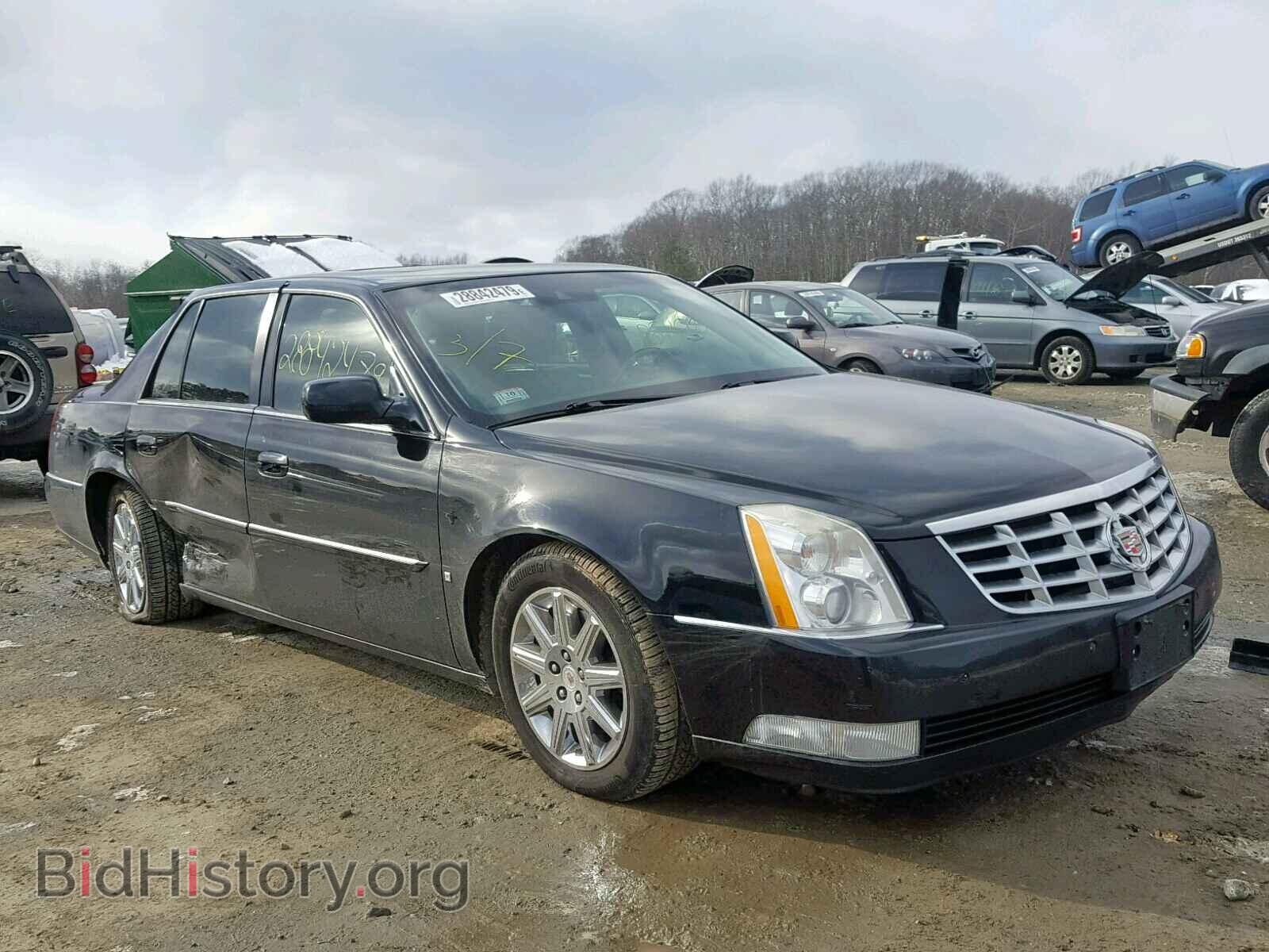 Photo  - CADILLAC DTS 2009