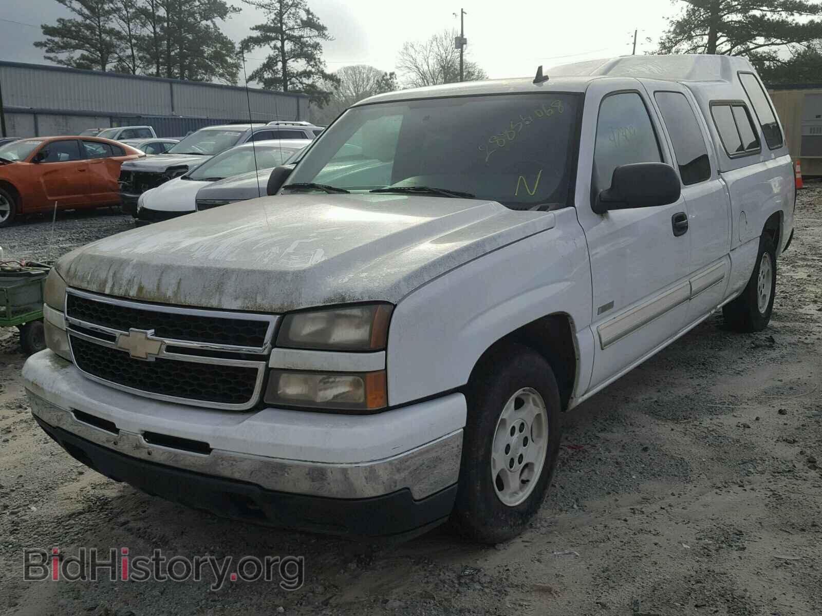 2006 CHEVROLET SILVERADO - VIN: 1GCEC19TX6Z148922 - Фото 2