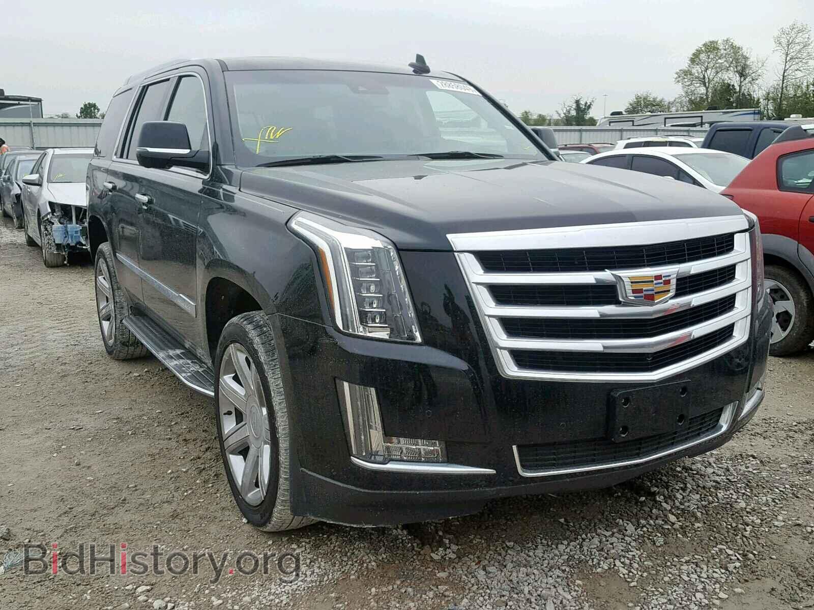 Photo  - CADILLAC ESCALADE L 2018