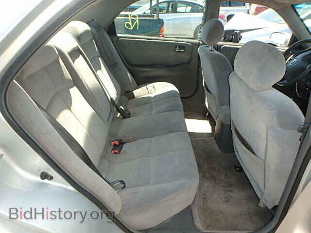 2000 MAZDA 626 - VIN: 1YVGF22C8Y5138295 - Фото 6