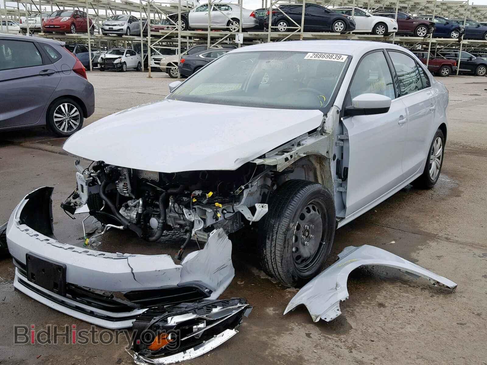 2017 VOLKSWAGEN JETTA - VIN: 3VW2B7AJ6HM330721 - Photo 2