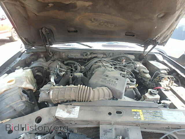 2005 FORD EXPLORER - VIN: 1FMZU67K75UB36384 - Photo 6