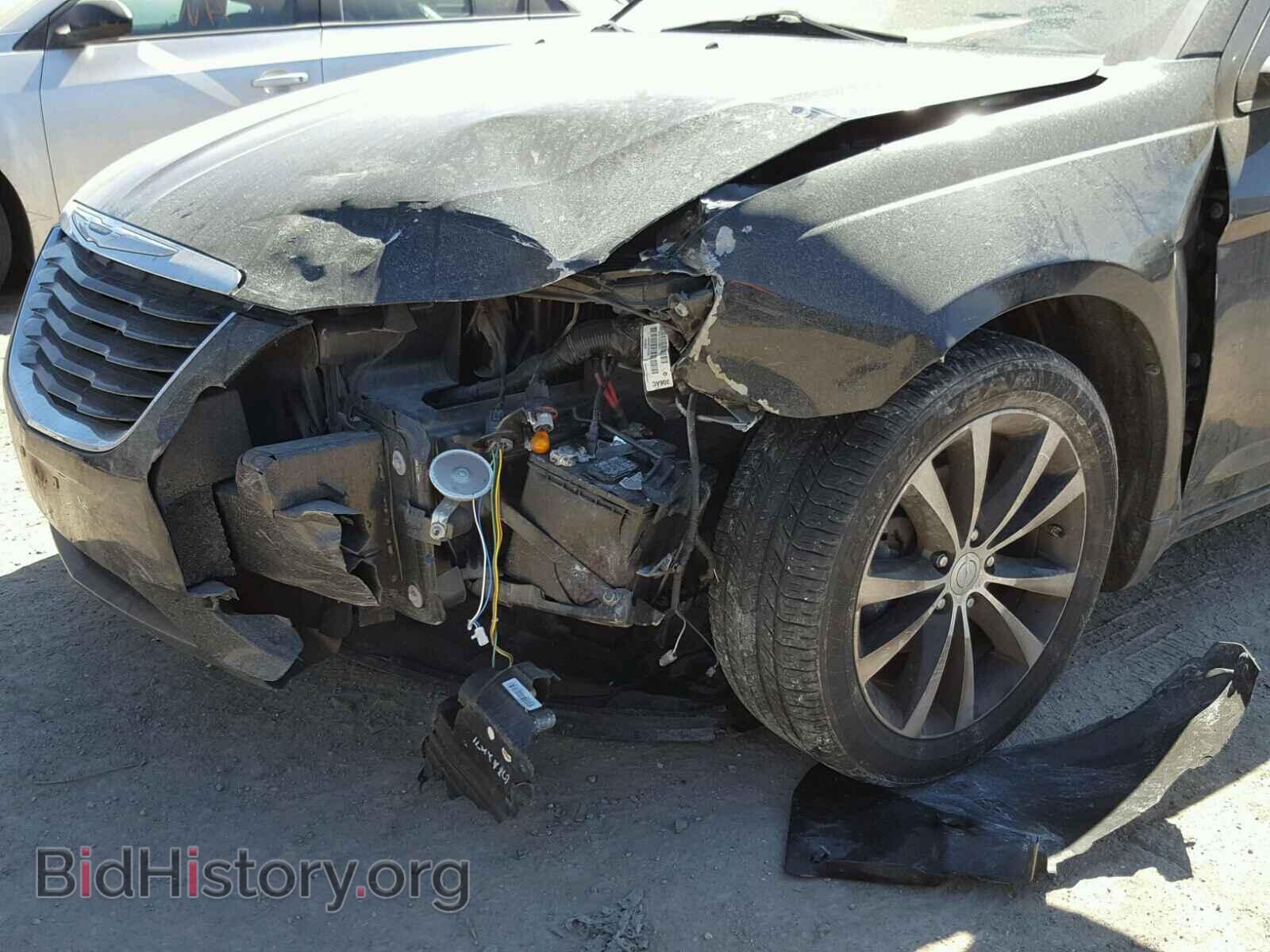 2012 CHRYSLER 200 - VIN: 1C3CCBHG6CN205898 - Фото 9