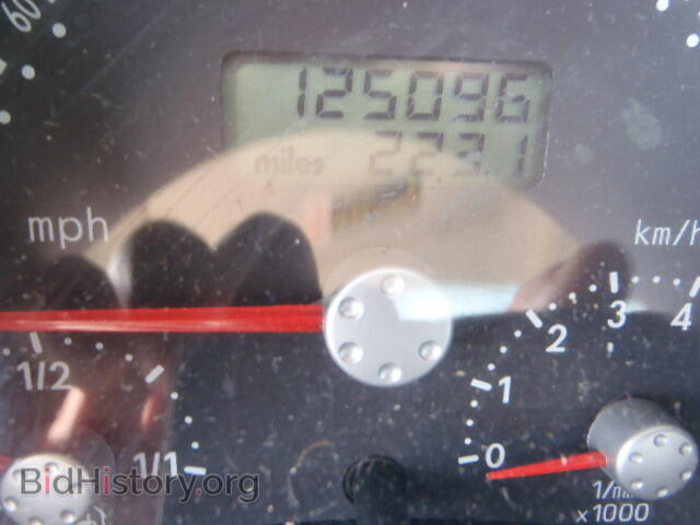 2000 VOLKSWAGEN BEETLE - VIN: 3VWDD21C2YM492093 - Фото 8