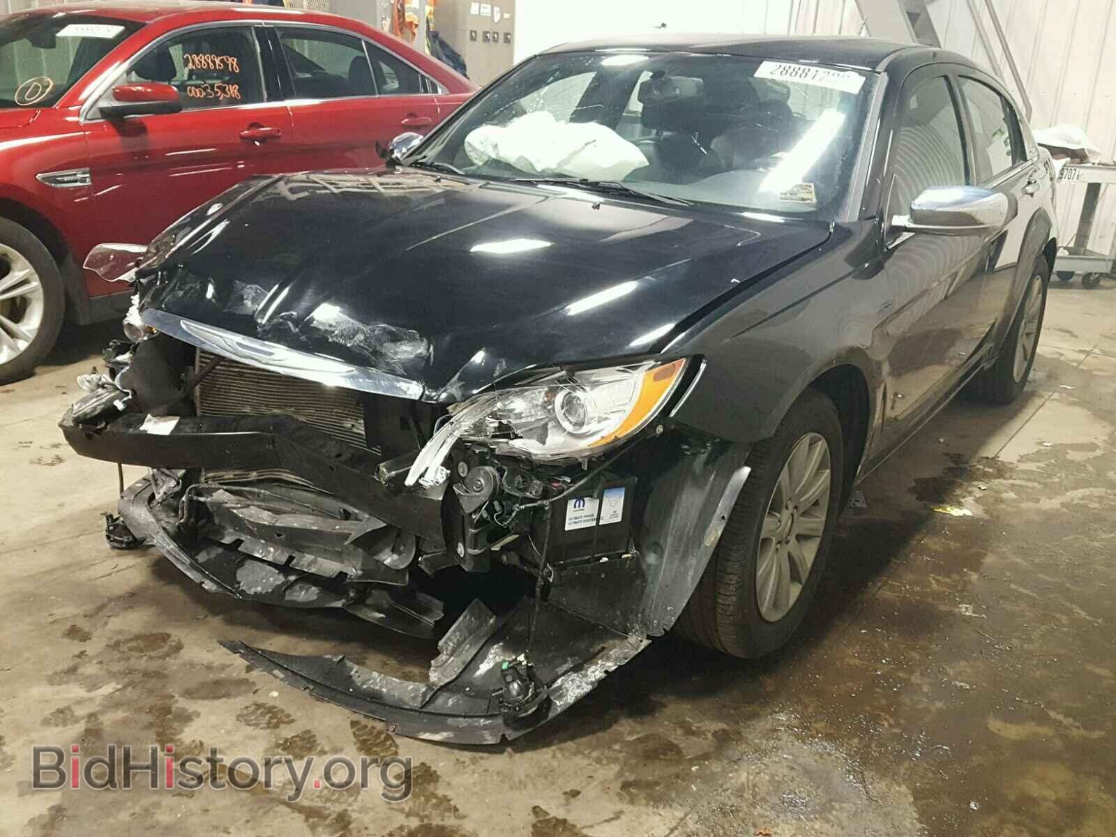2013 CHRYSLER 200 - VIN: 1C3CCBCG4DN526041 - Photo 2