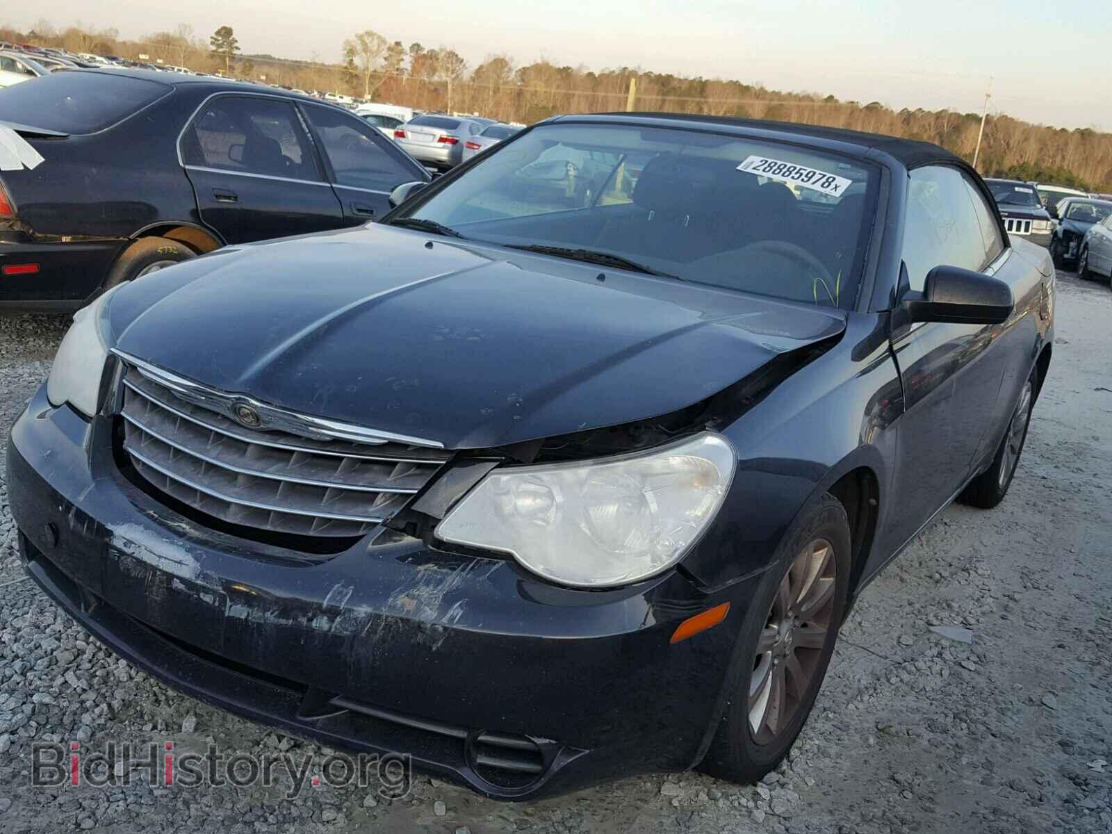2010 CHRYSLER SEBRING - VIN: 1C3BC5ED5AN159937 - Фото 2