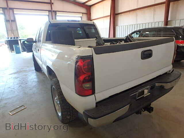 2006 CHEVROLET SILVERADO - VIN: 1GCHC23U96F126318 - Фото 3