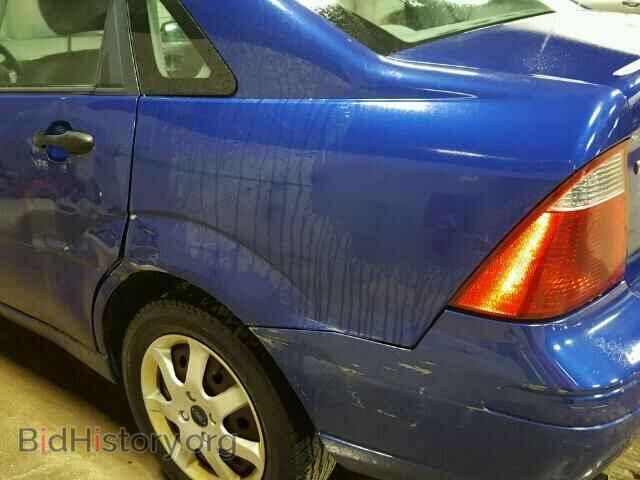 2005 FORD FOCUS - VIN: 1FAHP34N95W182930 - Фото 9