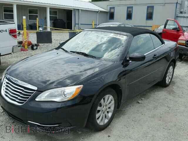 2011 CHRYSLER 200 - VIN: 1C3BC2EB2BN592341 - Фото 2
