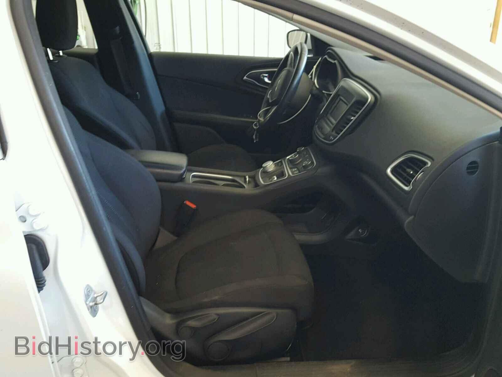 2015 CHRYSLER 200 - VIN: 1C3CCCAB6FN633592 - Photo 5
