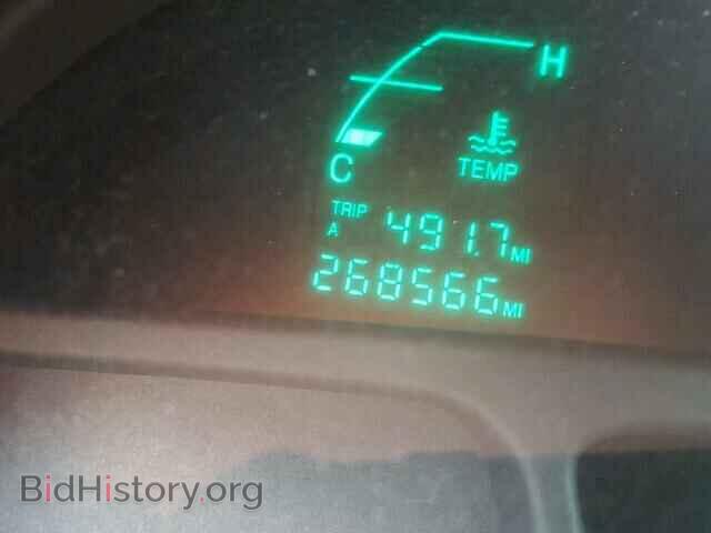 2002 CADILLAC DEVILLE - VIN: 1G6KD54Y72U303494 - Фото 8