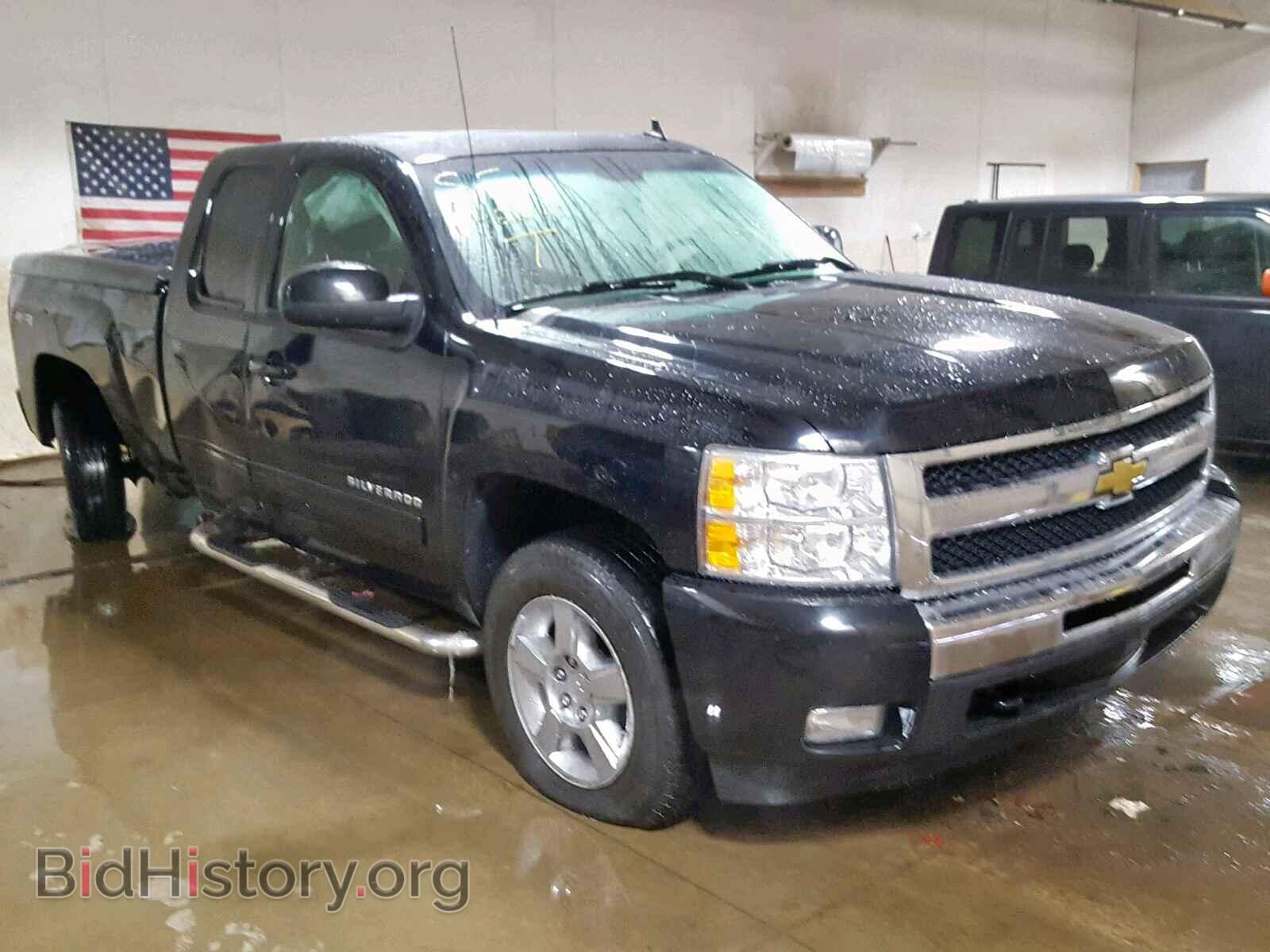Фотография 1GCRKTE31BZ313949 - CHEVROLET SILVERADO 2011