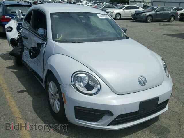 Photo 3VWF17AT0HM611810 - VOLKSWAGEN BEETLE 2017