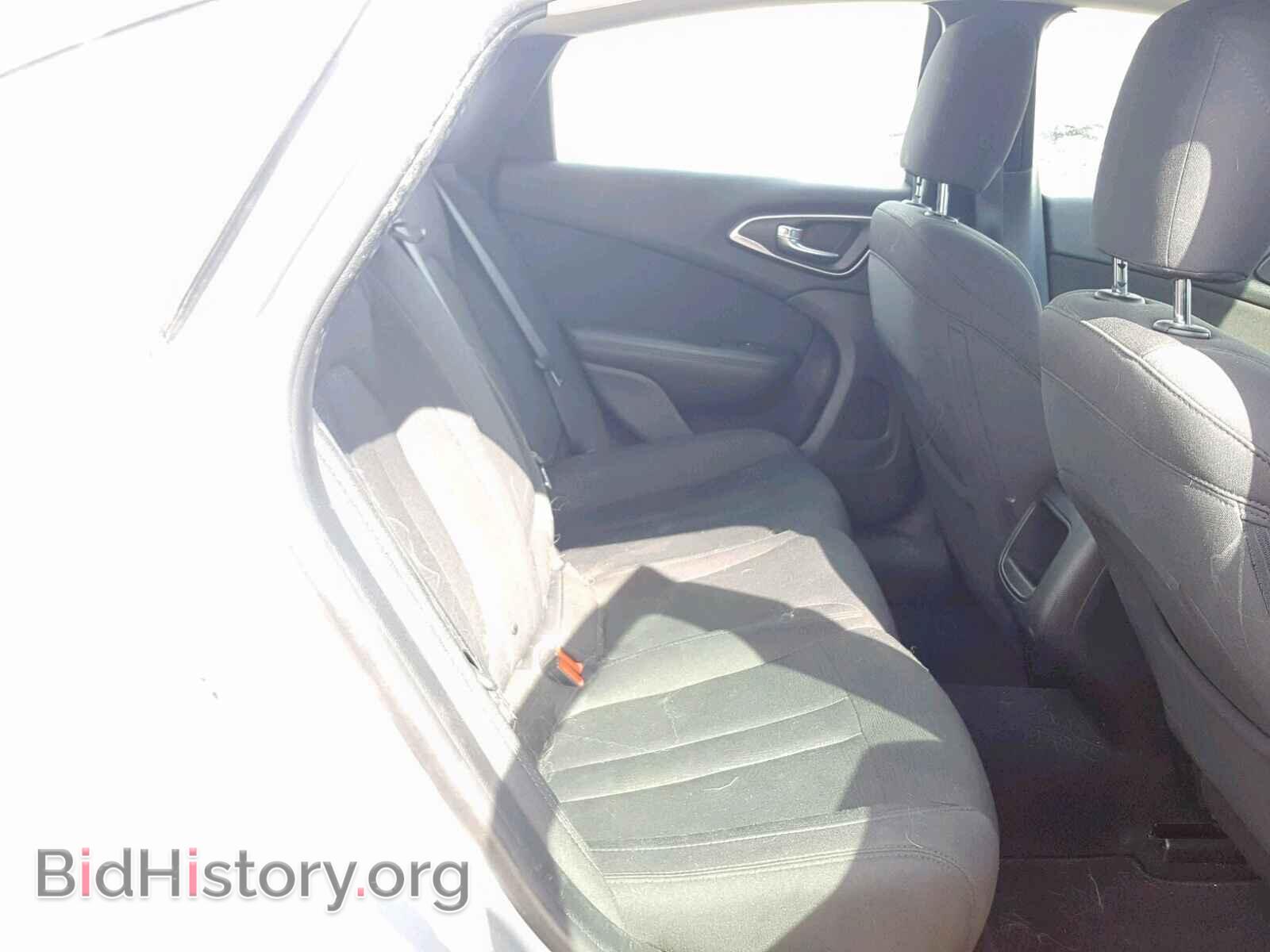 2016 CHRYSLER 200 - VIN: 1C3CCCFB7GN194381 - Фото 6