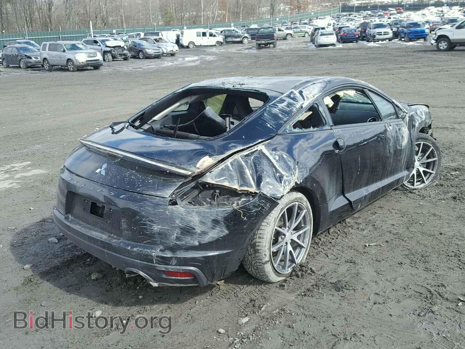 2011 MITSUBISHI ECLIPSE - VIN: 4A31K5DF1BE003325 - Photo 4