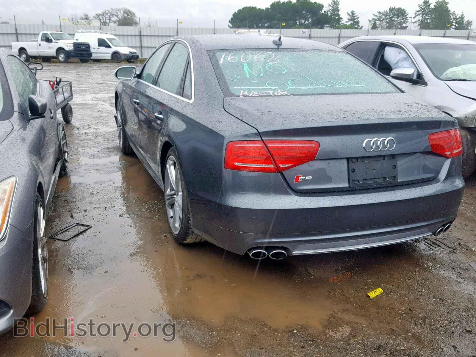 2013 AUDI S8 - VIN: WAUD2AFD3DN025007 - Фото 3