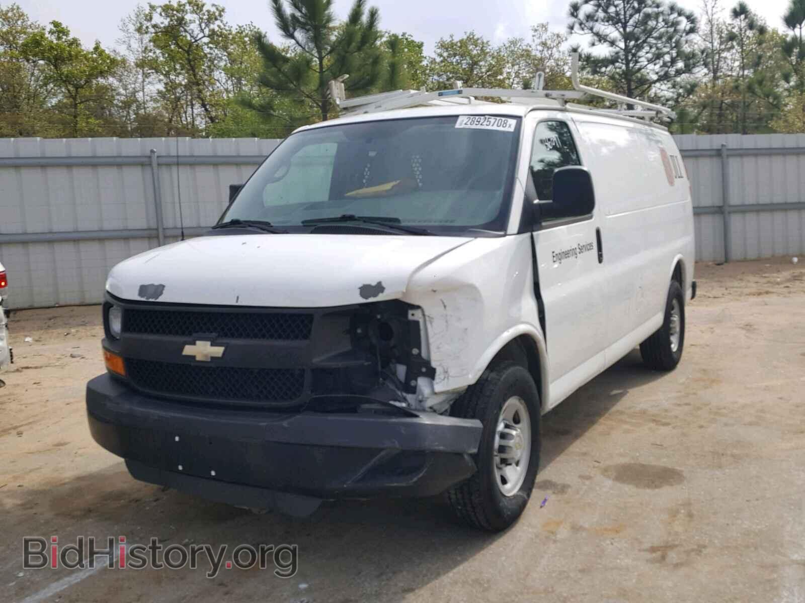 2011 CHEVROLET EXPRESS - VIN: 1GCWGFBA0B1127181 - Фото 2