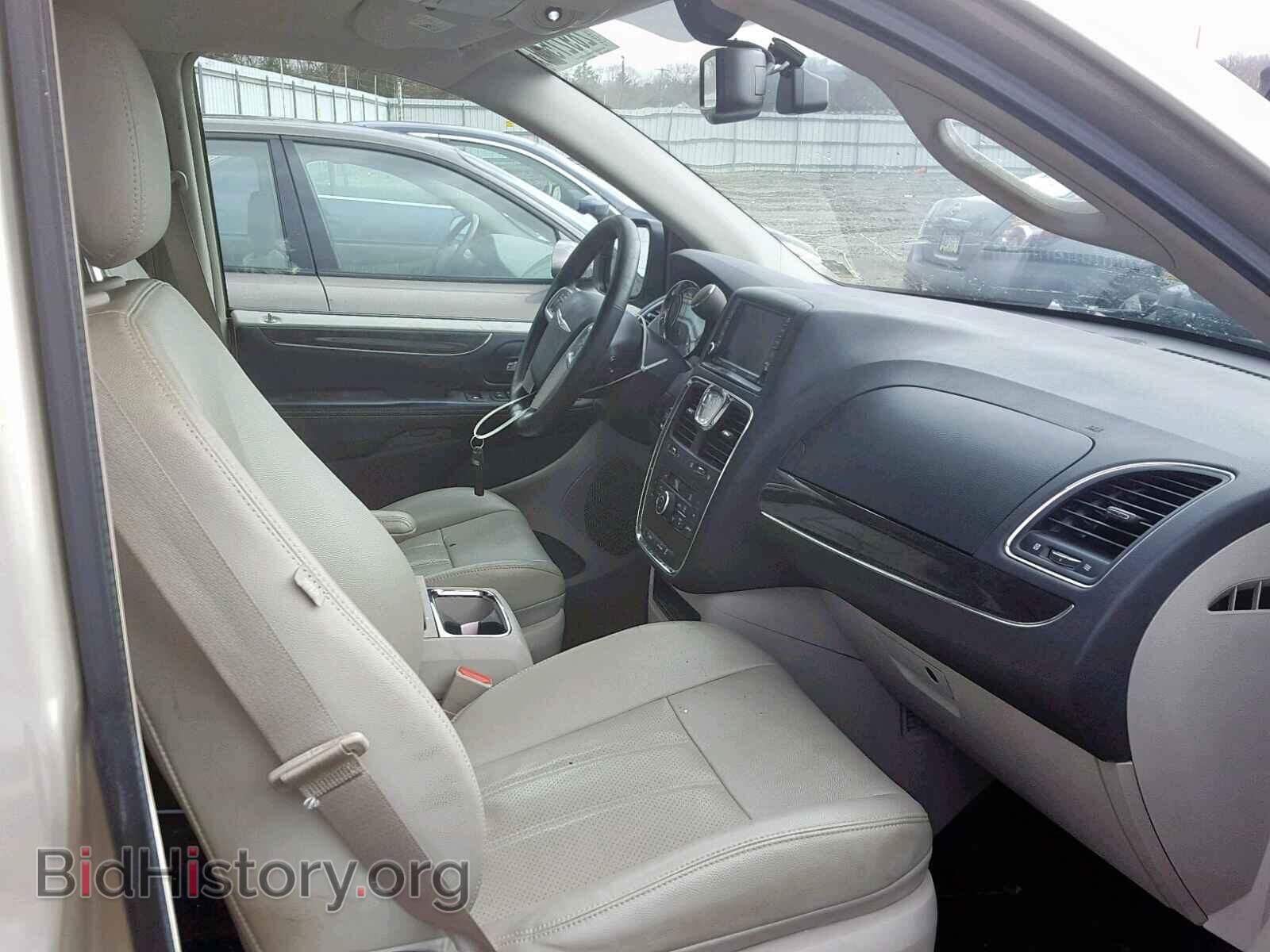 2013 CHRYSLER TOWN & COU - VIN: 2C4RC1CG0DR714784 - Фото 5