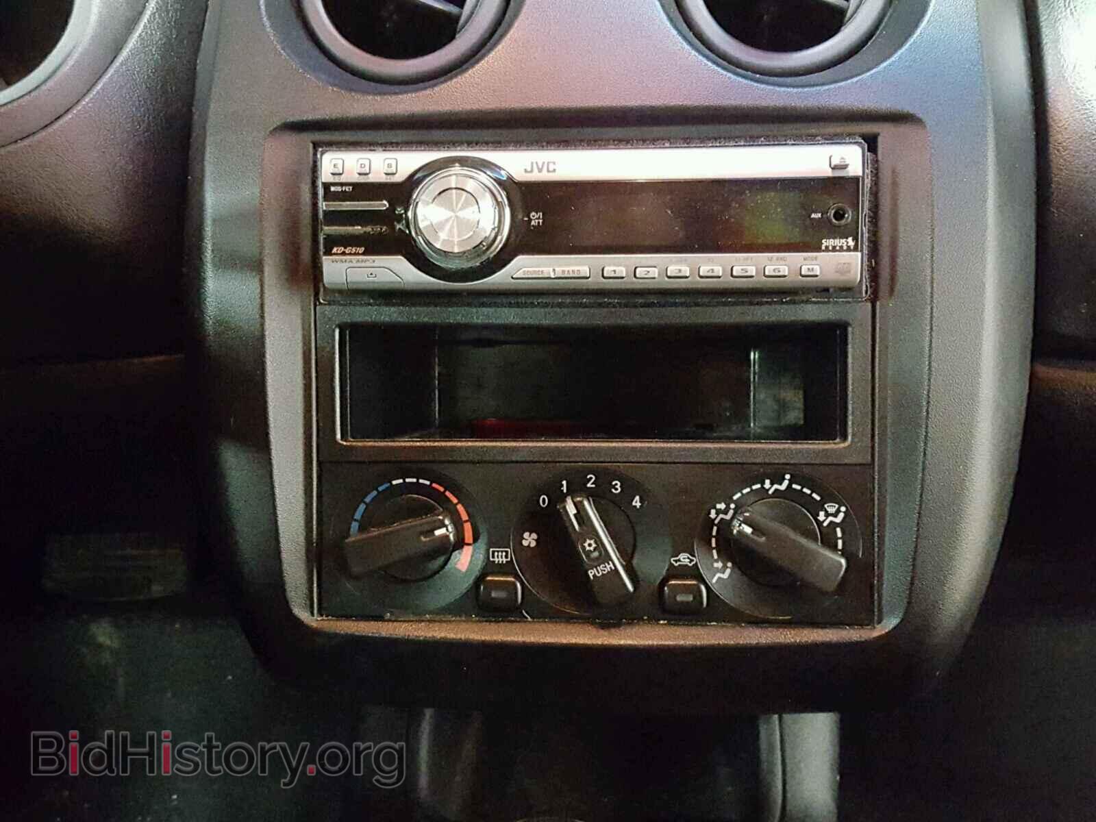 2005 MITSUBISHI ECLIPSE - VIN: 4A3AC44G75E004757 - Фото 9