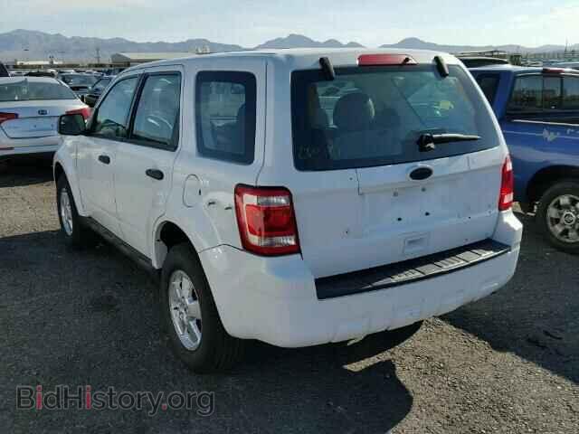 2011 FORD ESCAPE - VIN: 1FMCU0C74BKA62935 - Фото 3