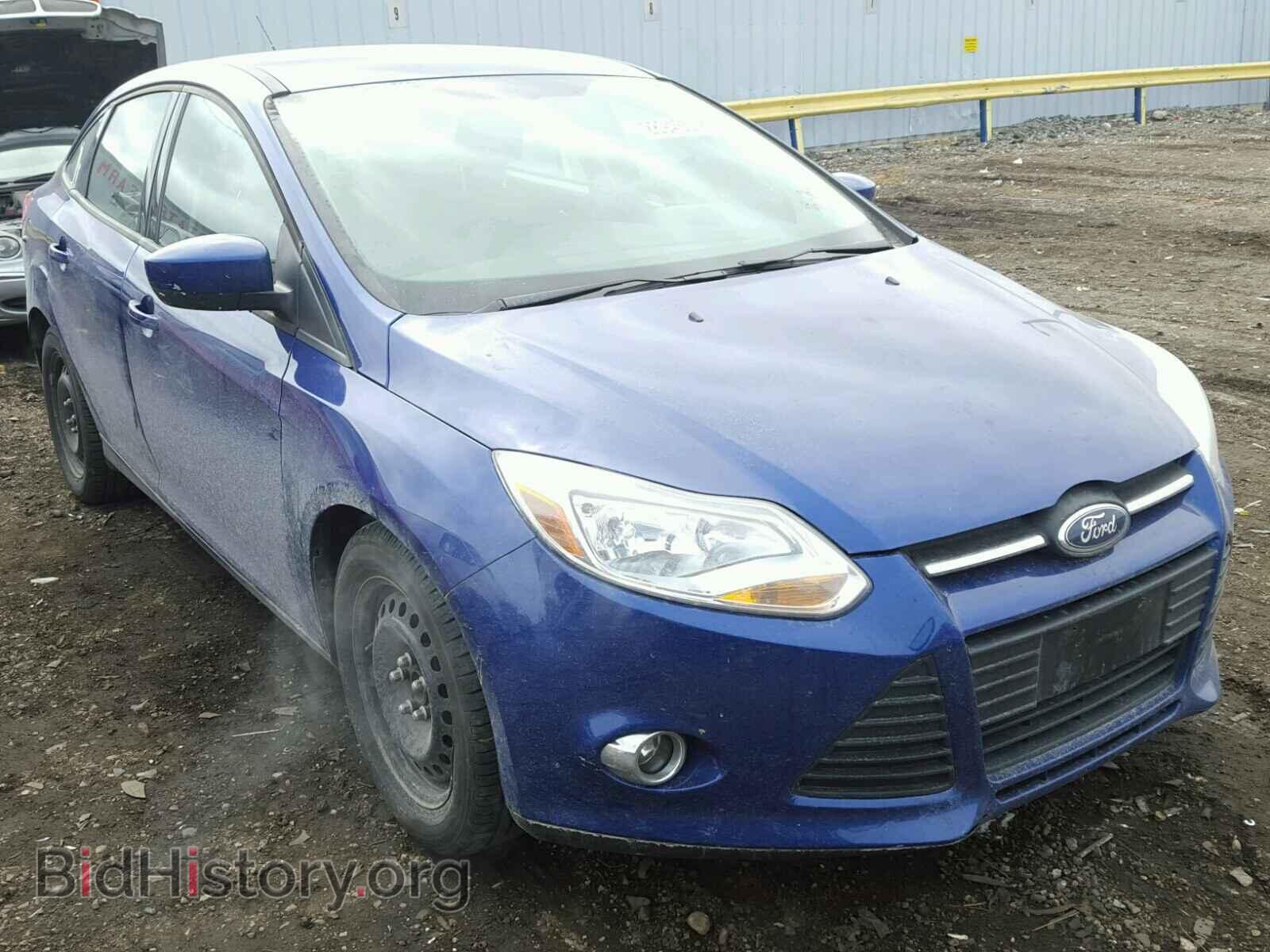 Photo 1FAHP3F28CL250782 - FORD FOCUS 2012