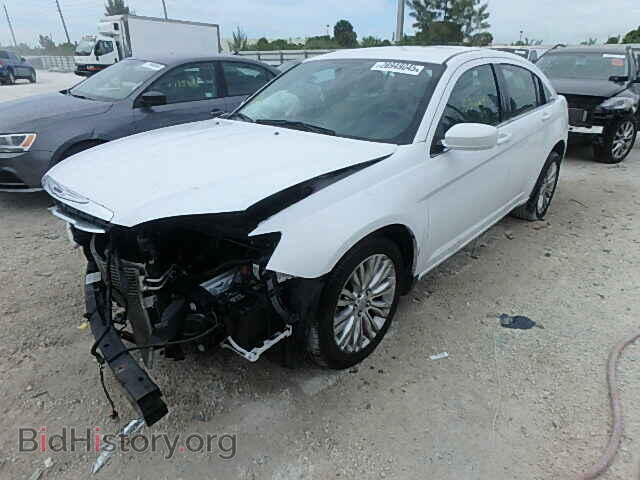 2013 CHRYSLER 200 - VIN: 1C3CCBAB2DN671098 - Фото 2