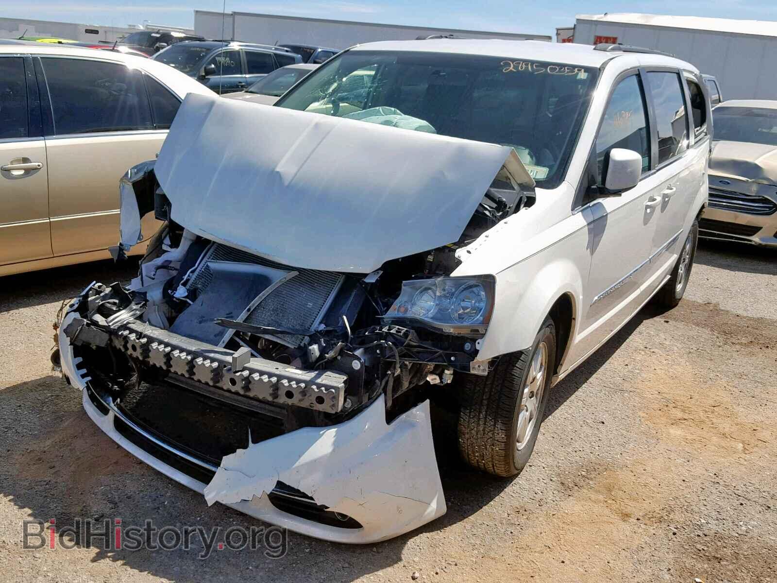 2011 CHRYSLER TOWN & COU - VIN: 2A4RR5DG4BR687522 - Фото 2