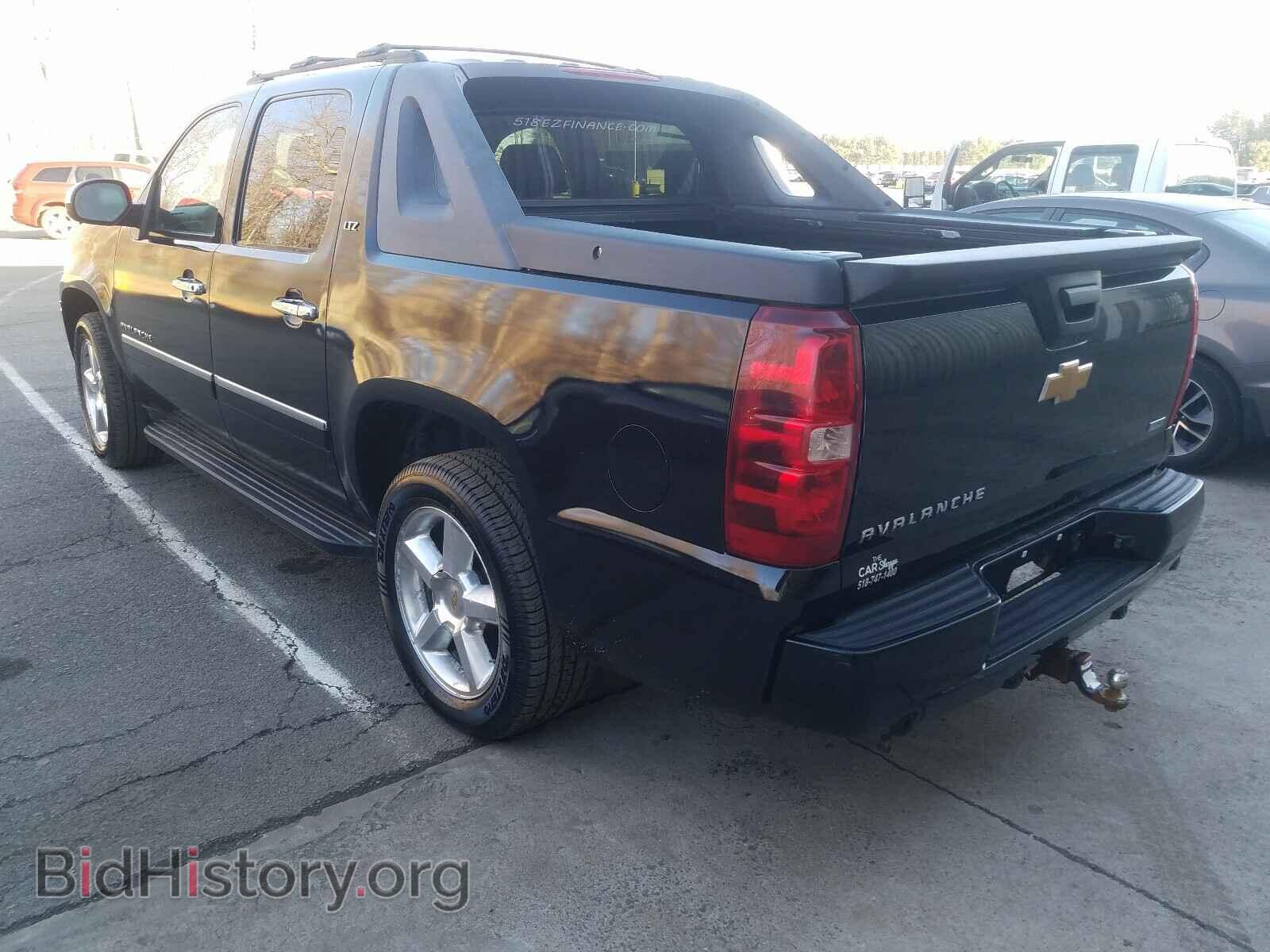 2011 CHEVROLET AVALANCHE - VIN: 3GNTKGE39BG128701 - Фото 3