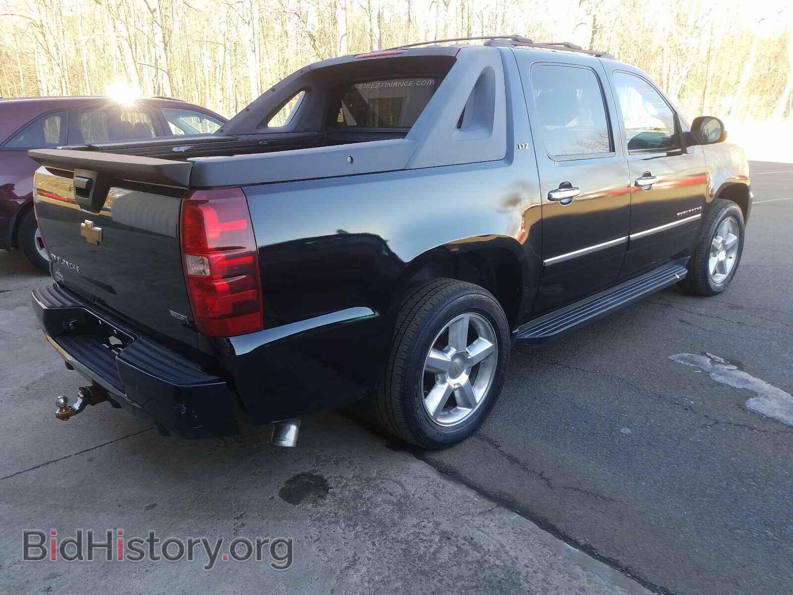 2011 CHEVROLET AVALANCHE - VIN: 3GNTKGE39BG128701 - Фото 4