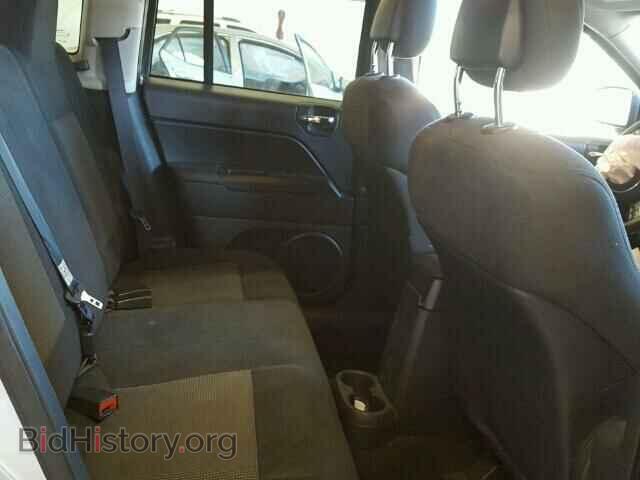 2011 JEEP COMPASS - VIN: 1J4NF1FB8BD210502 - Photo 6