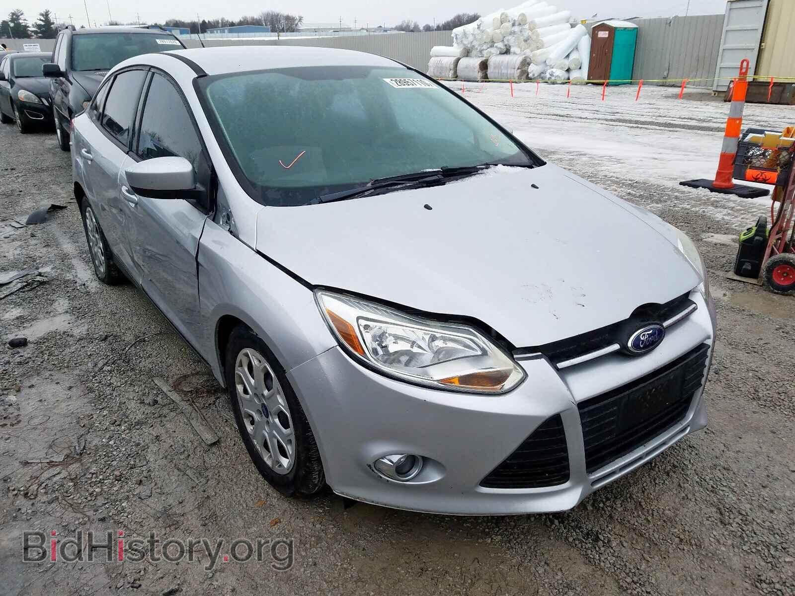 Photo 1FAHP3F29CL145569 - FORD FOCUS SE 2012