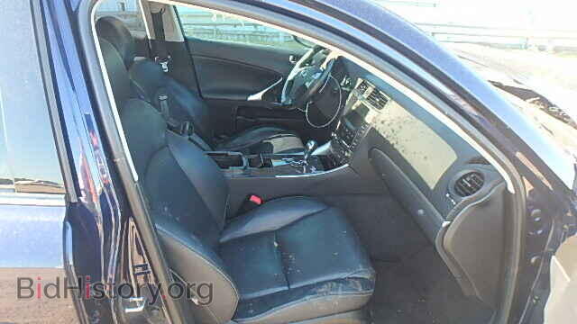 2011 LEXUS IS250 - VIN: JTHCF5C25B5045218 - Фото 5
