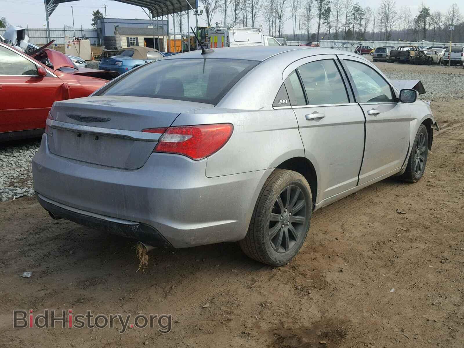 2013 CHRYSLER 200 - VIN: 1C3CCBBG0DN678027 - Фото 4