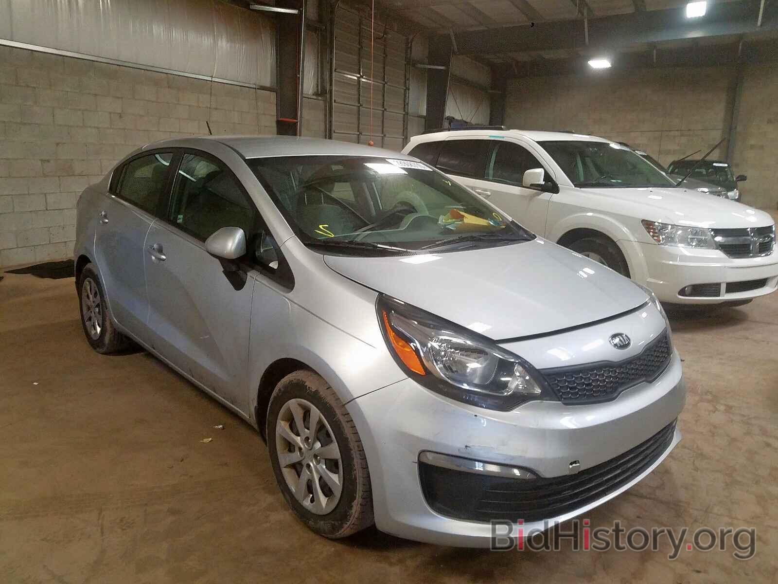 Photo KNADM4A38H6010724 - KIA RIO 2017