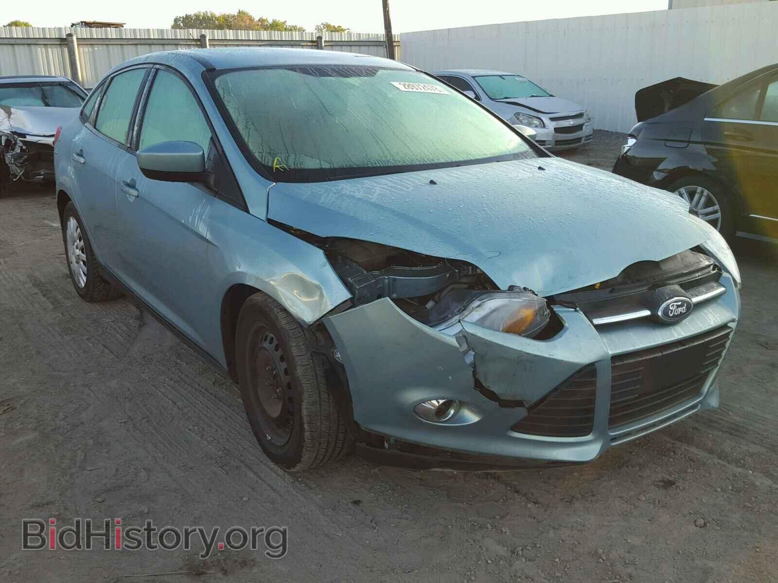 Photo 1FAHP3F26CL370161 - FORD FOCUS 2012