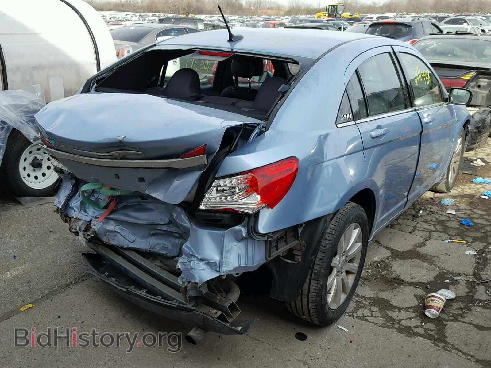 2012 CHRYSLER 200 - VIN: 1C3CCBBB0CN211158 - Фото 4