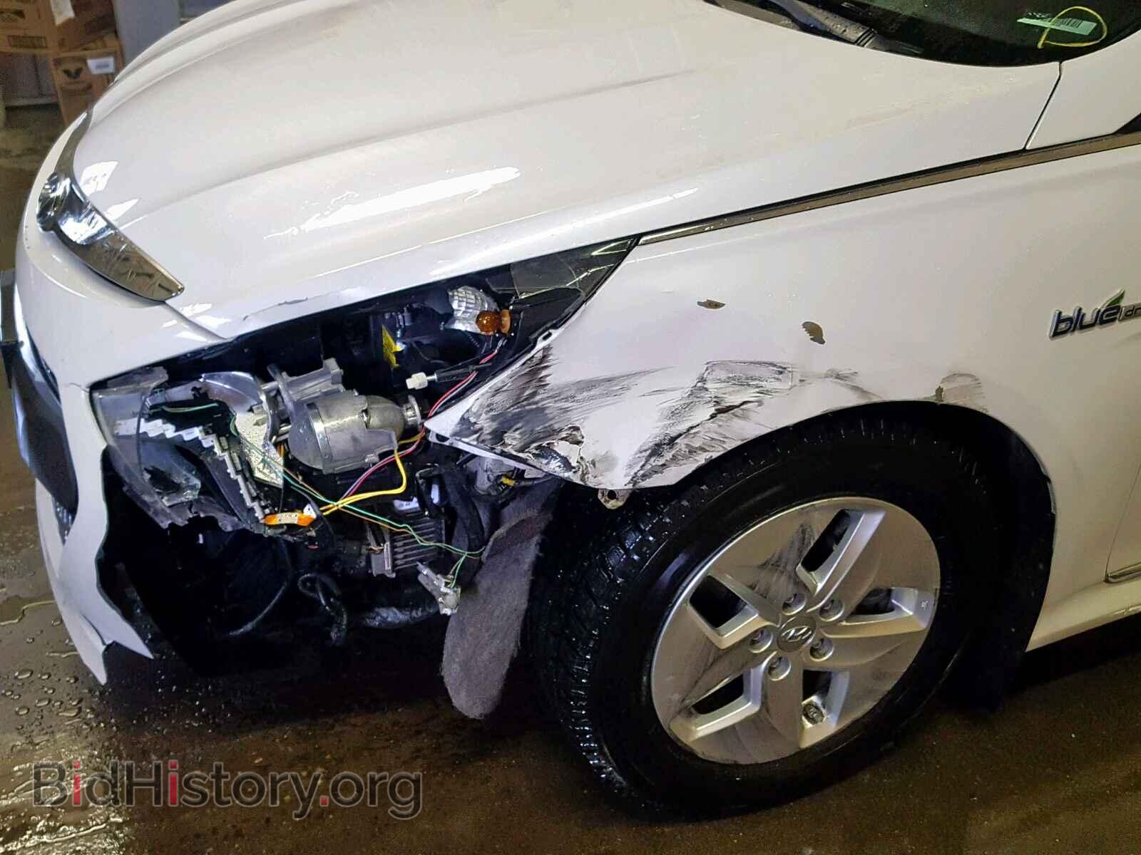 2012 HYUNDAI SONATA - VIN: KMHEC4A41CA058215 - Фото 9