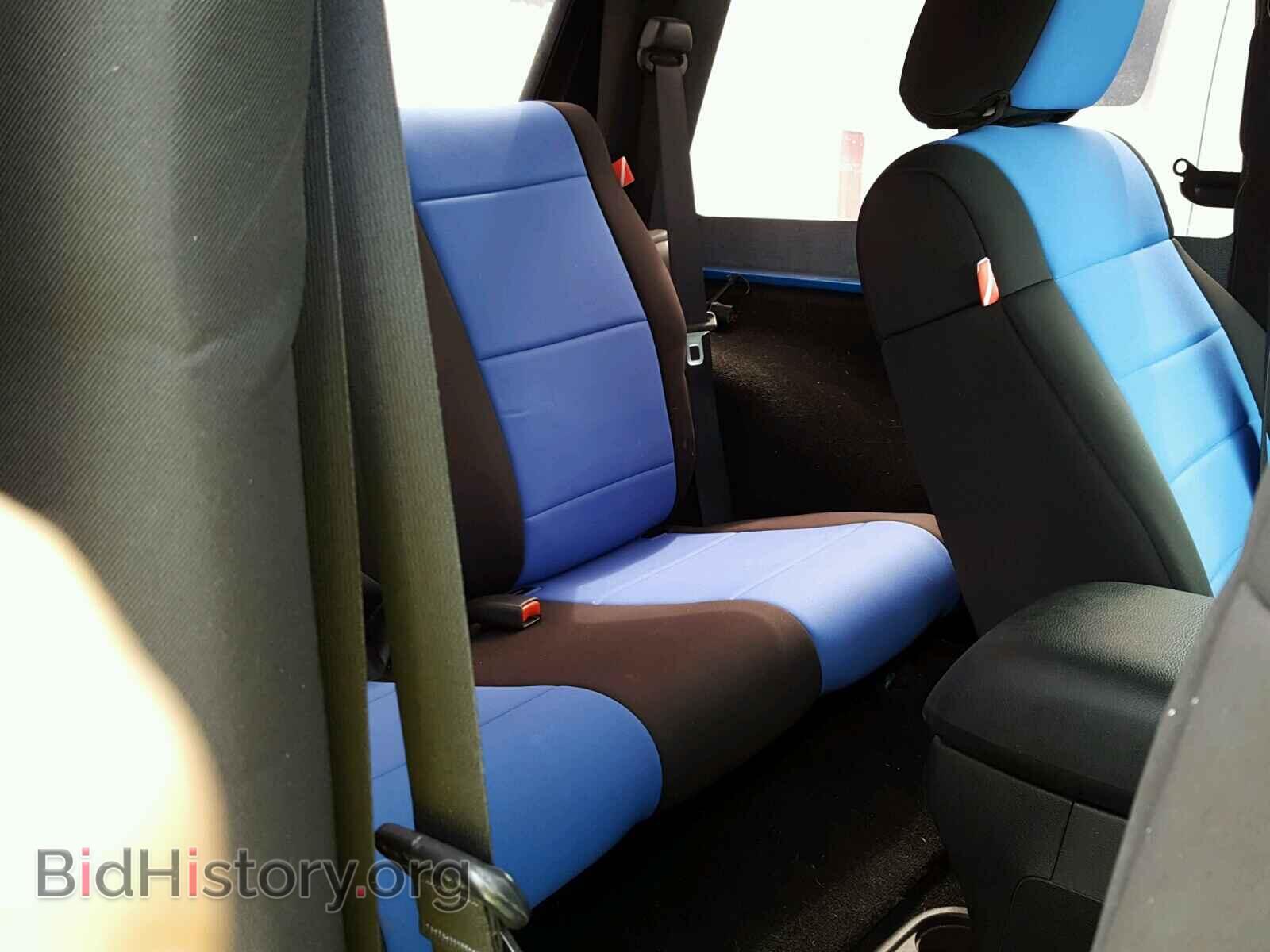 2011 JEEP WRANGLER - VIN: 1J4AA2D18BL558545 - Фото 6