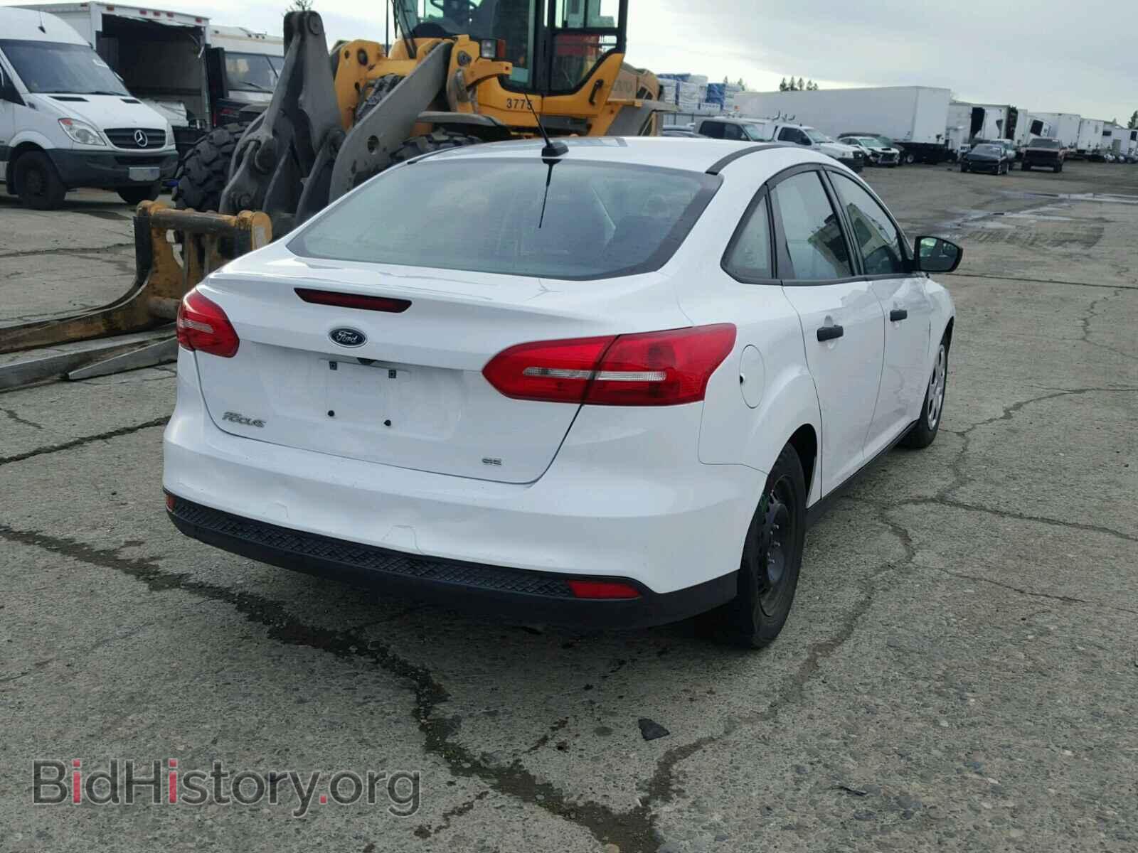2016 FORD FOCUS - VIN: 1FADP3E20GL234582 - Фото 4
