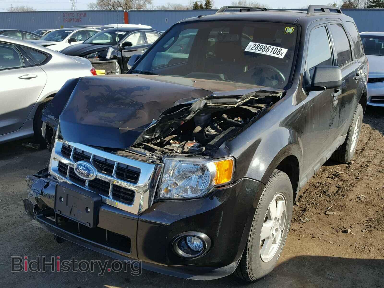 2011 FORD ESCAPE - VIN: 1FMCU9D78BKC36587 - Фото 2